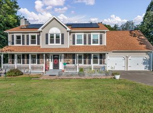 32 Cameron Dr, Bristol, CT 06010