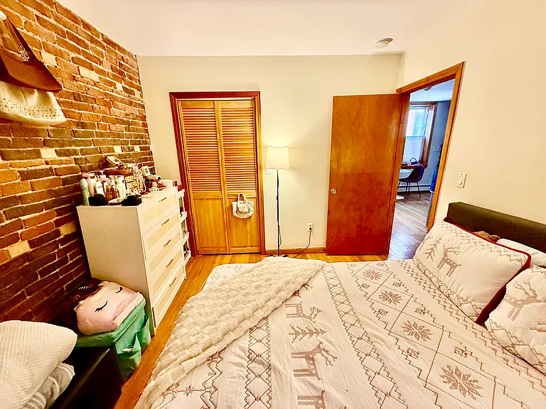 69 N Margin St #4 — Photo 7