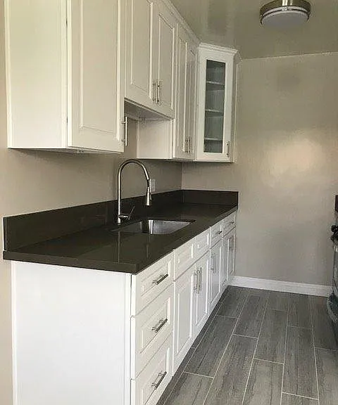 400 N Maple Ave #9 — Photo 8
