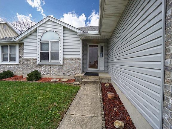 2nd image of 15 Thornhill Dr