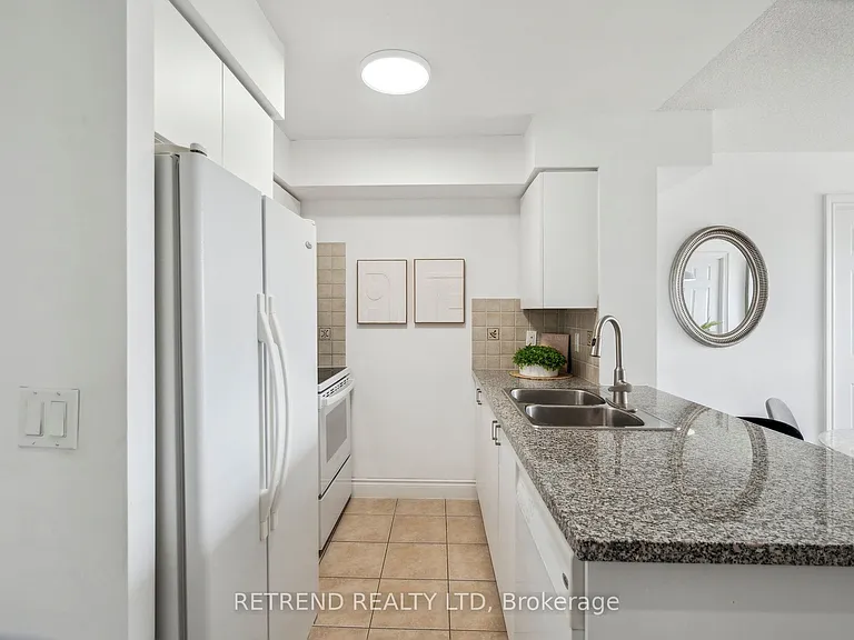 15 Greenview Ave #2111 — Photo 4