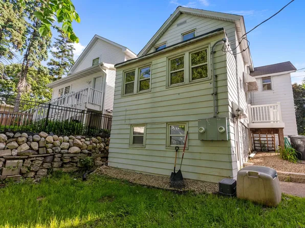 189 Maple St, Saint Paul, MN 55106