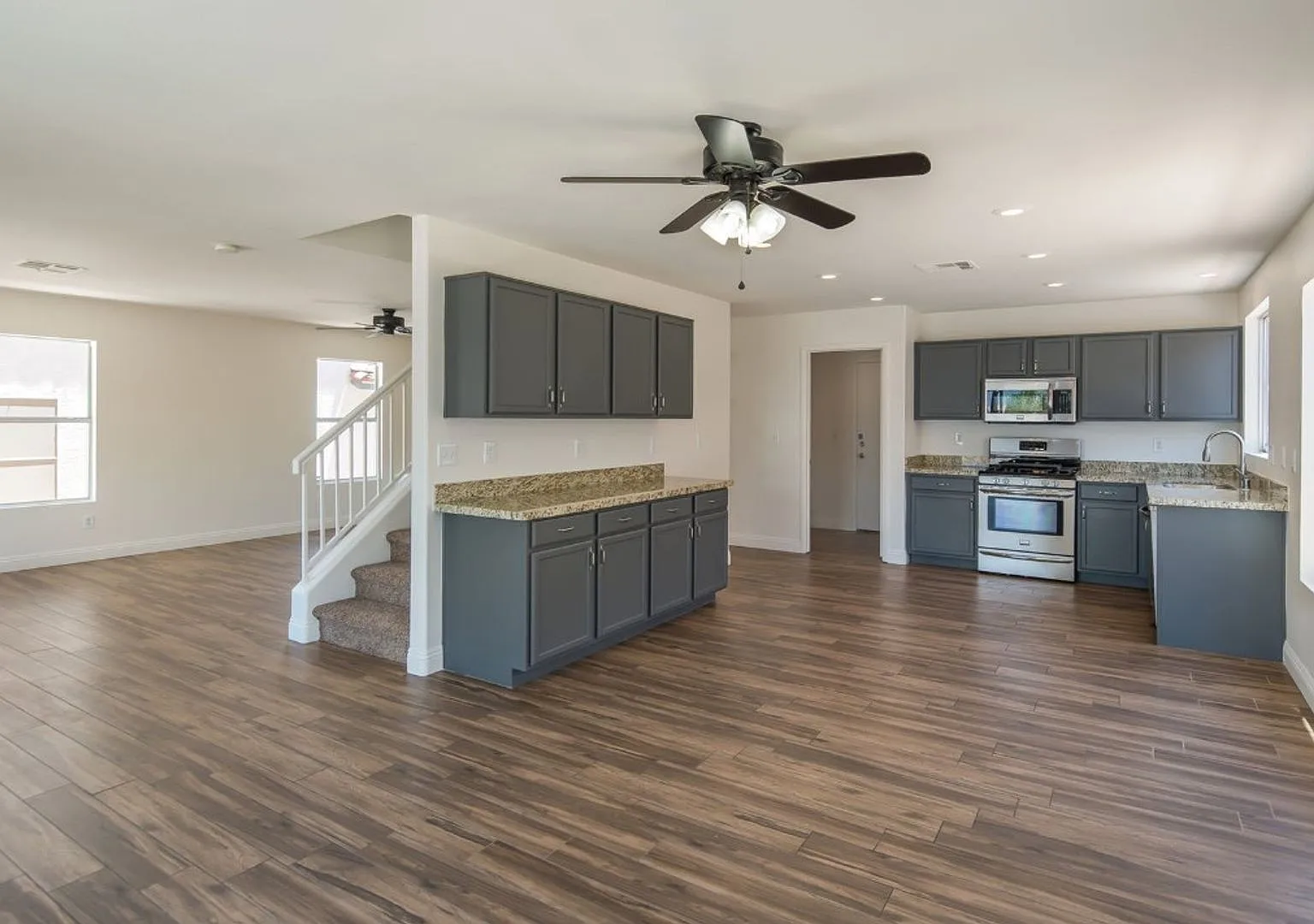 4 bedroom in NW near Grand Teton & N El Capitan! — Photo 3