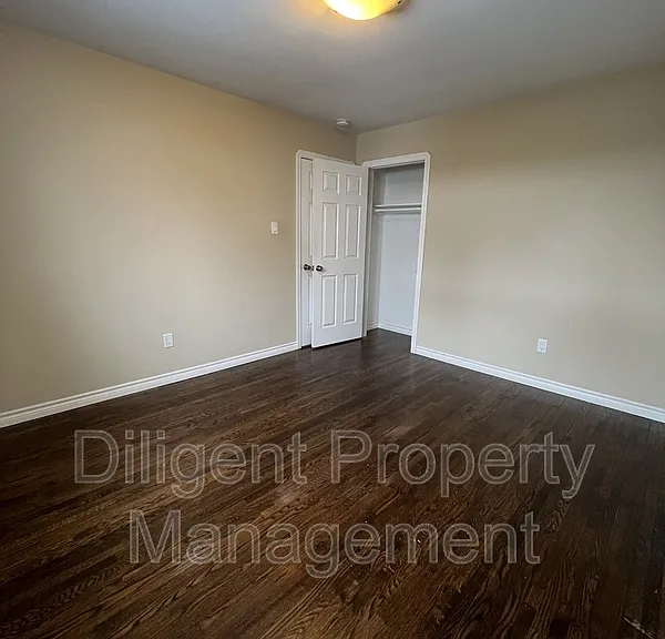 596 Garside Dr — Photo 14