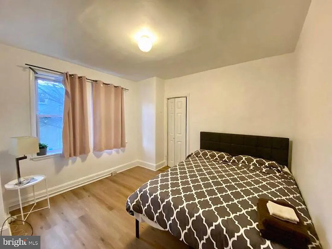 5 bed, 7.0 bath, 2092 sqft, $4,200 — Photo 3