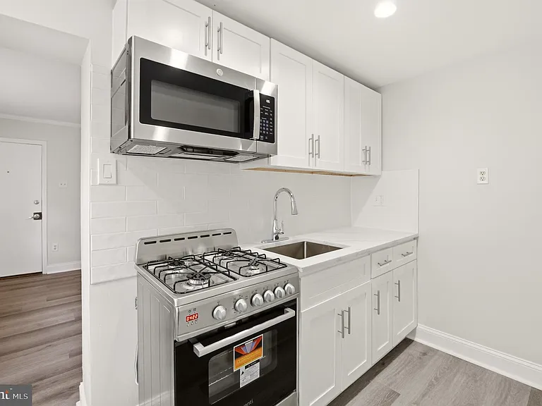 3309 Conrad St #2 — Photo 3