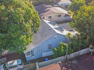 2142 NW 33rd St, Miami, FL 33142