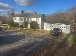 340 Pendleton Ave, Chicopee, MA 01020