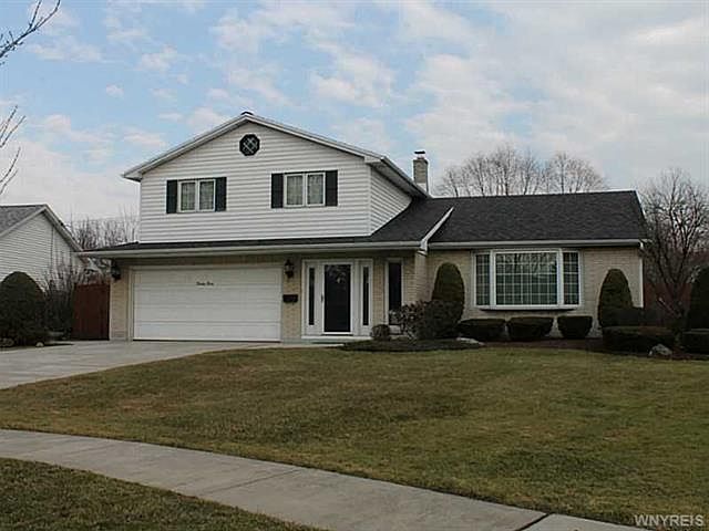 1st image of 23 Rockdale Dr