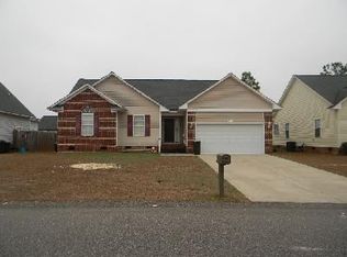 3121 Burton Dr, Fayetteville, NC 28306