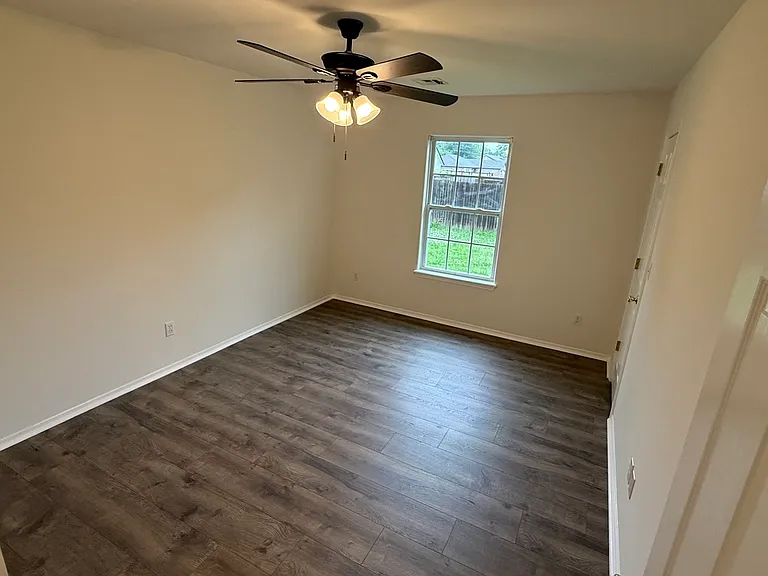 3318 S 214 East Ave — Photo 14