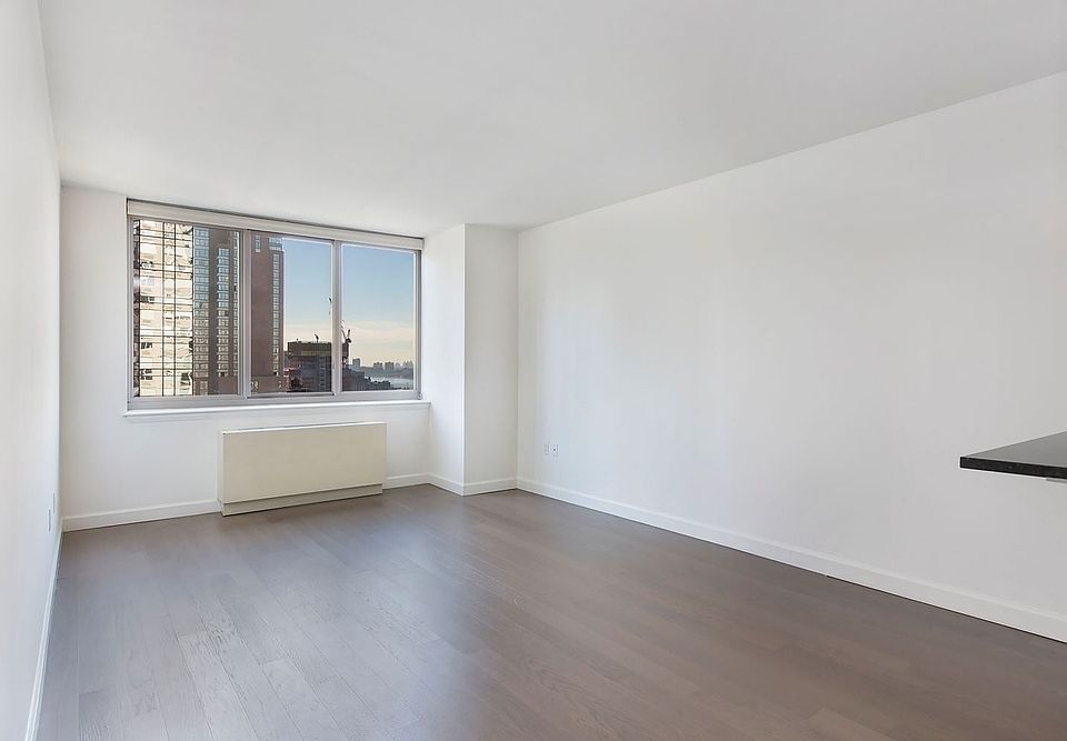 1st image of 561 10th Ave APT 11F