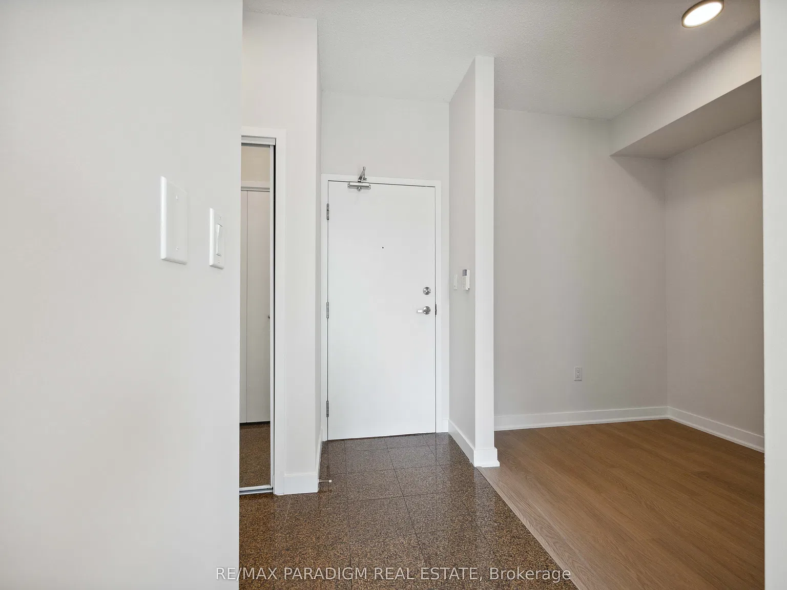 2 bed, $2,700 — Photo 4