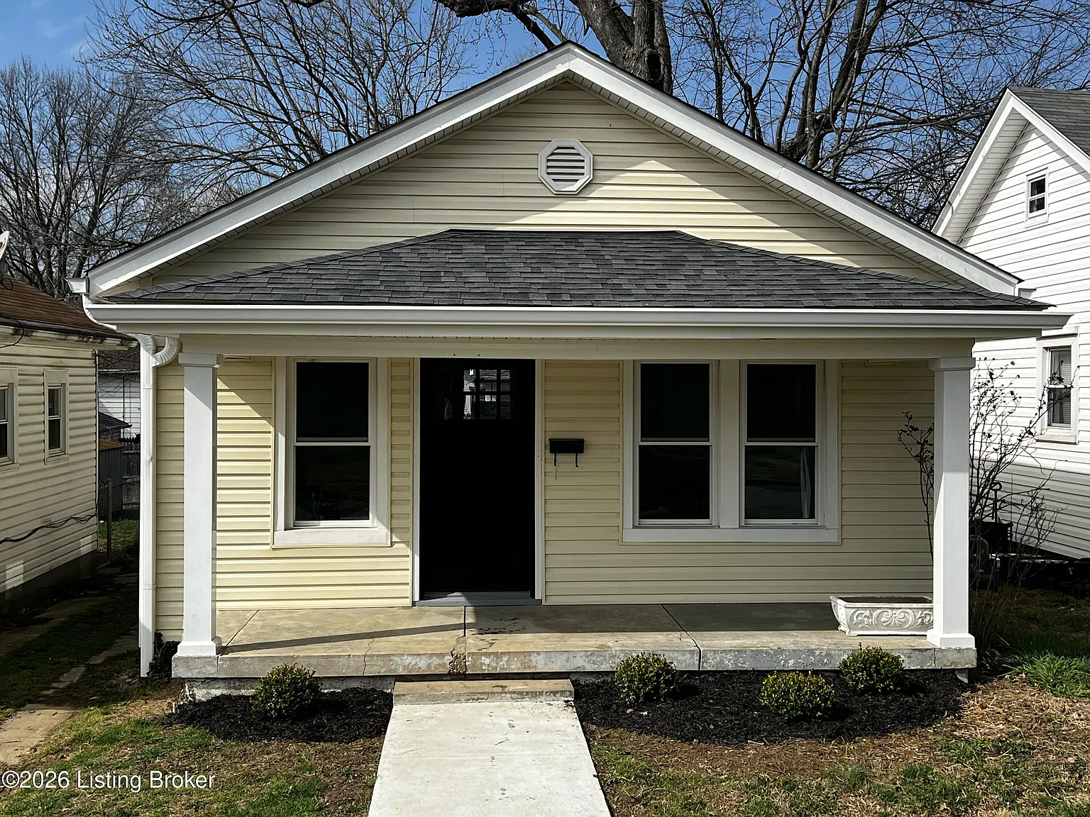 637 Merwin Ave photo 1
