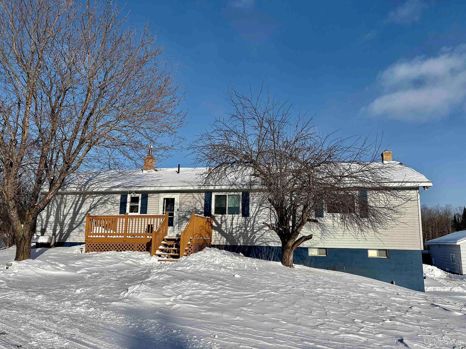 6656 I Rd, Escanaba, MI 49829 | Zillow
