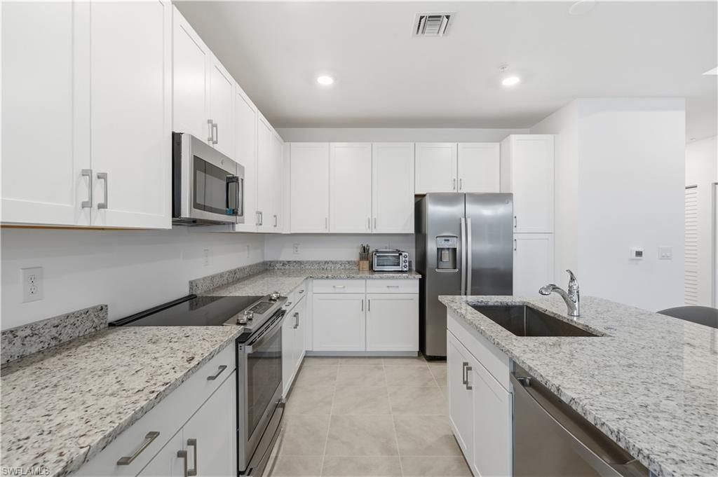 26401 Coco Cay CIR #201, Bonita Springs, FL - Flere