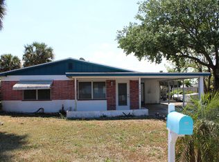1684 NE Hilltop St, Jensen Beach, FL 34957