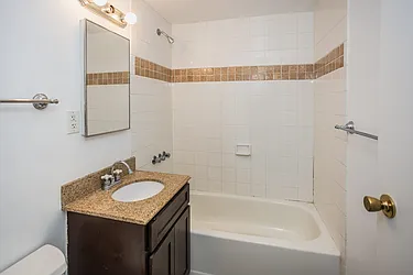 43 Van Wagenen Avenue