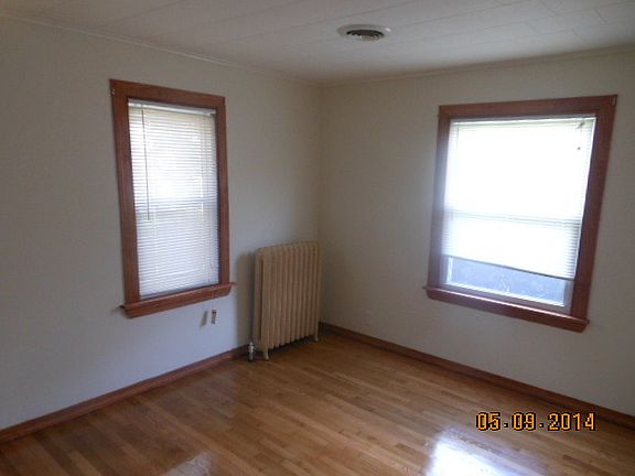 5th image of 303 E Palmer Ave