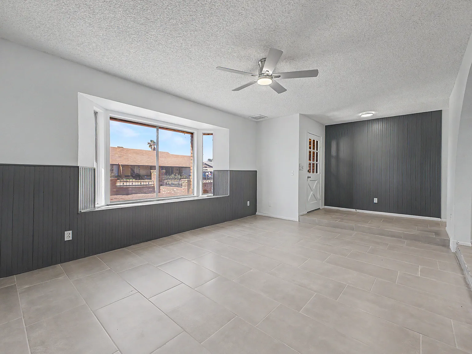 3 bed, 1696 sqft, $1,985 — Photo 3