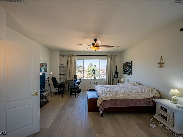 359 Hoskins Ct — Photo 40