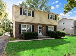11611 W Diane Dr, Wauwatosa, WI 53226