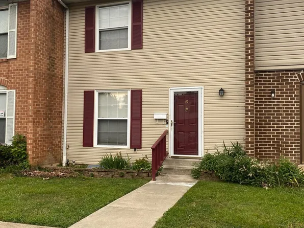 6 Clipper Ct, Newark, DE 19702