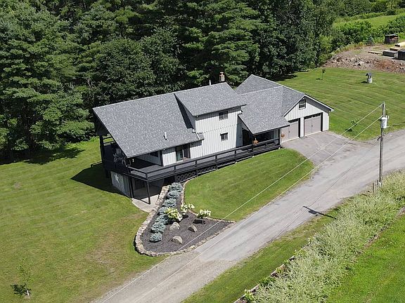 5th image of 2070-2074 Harper Rd