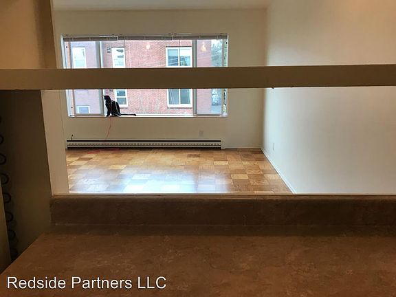 5th image of 525 E Roy St APT 303