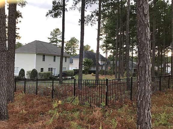 5th image of 105 Rolling Pines Dr