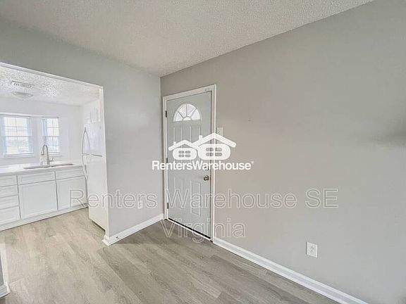 3rd image of 3704 Towne Point Rd #A