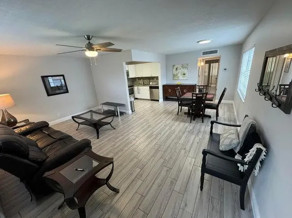 127 Flanders Ter #C, Delray Beach, FL 33484