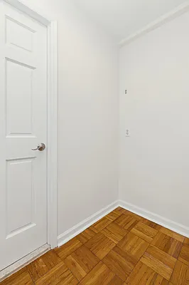 Rented by Nest Seekers International | media 5