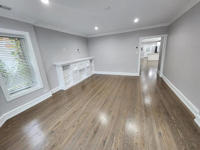 5537 N Spaulding Ave #2 — Photo 4