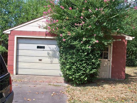 3rd image of 4818 Suecla Dr