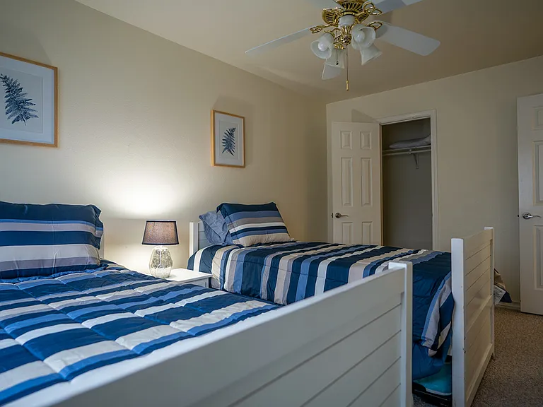 Chapel Hill Cir — Photo 16