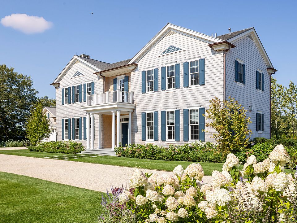 1st image of 608 Sagaponack Main St