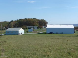 187 Ridge Cup Rd, New ringgold, PA 17960