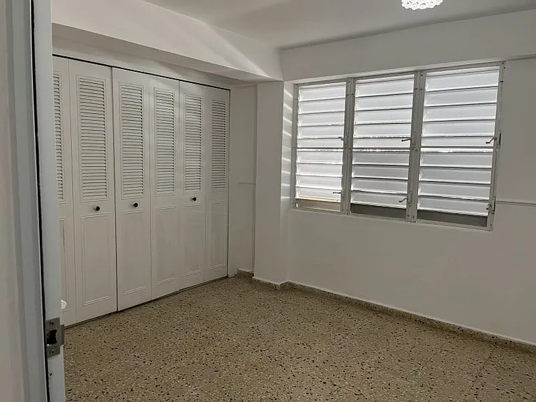16 Reparto Bella Flores Bo Borinquen Ctr #107 — Photo 10