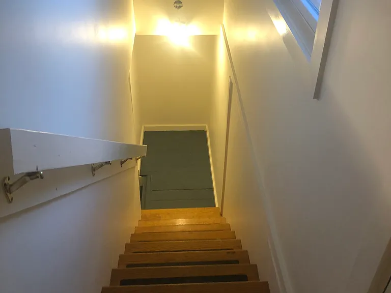 109 Olive St #4 — Photo 6