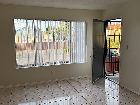 5th image of 1937 L Ave APT 19