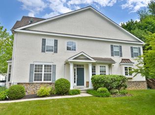 200 Rolling Hill Dr, Plymouth Meeting, PA 19462