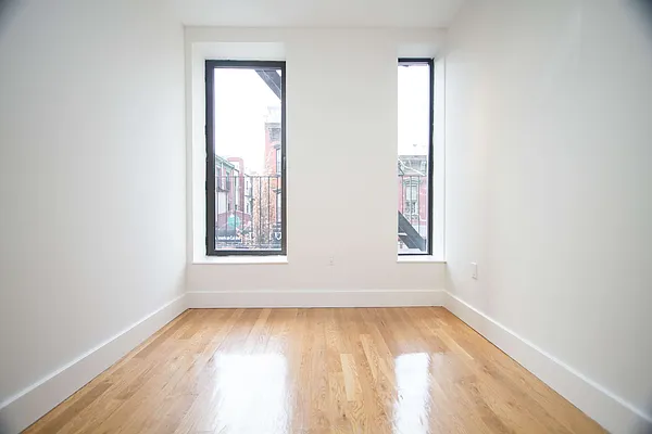 Rented by Nooklyn NYC LLC | media 16