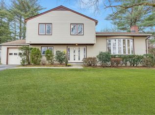 23 Candlewood Rd, Scarsdale, NY 10583