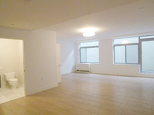 5th image of 820 Bergen St #106