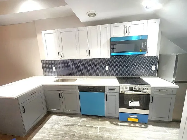 40 W 96th St #B — Photo 4