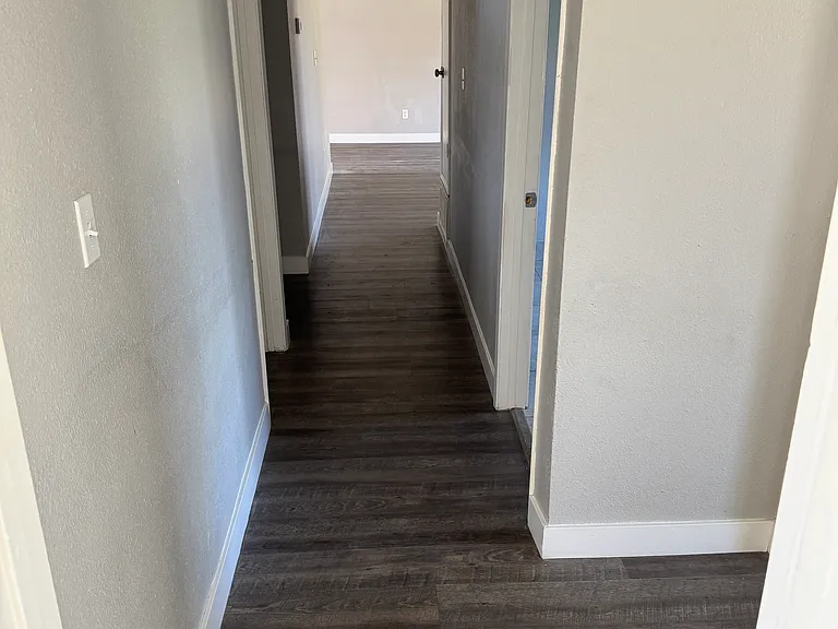 759 Olds Ave — Photo 10