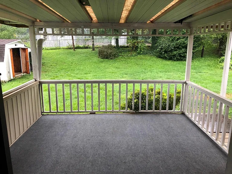 3036 Beacon Dr — Photo 11