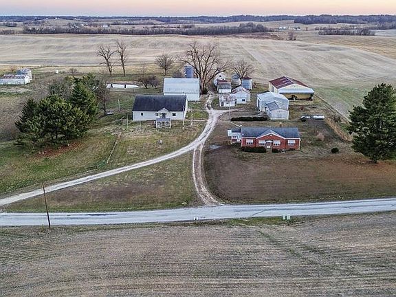 5th image of 1341 Schleeper Ln
