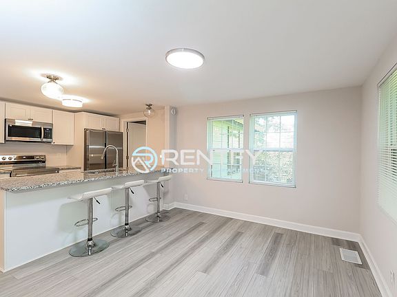 4th image of 9304 Legranger Rd